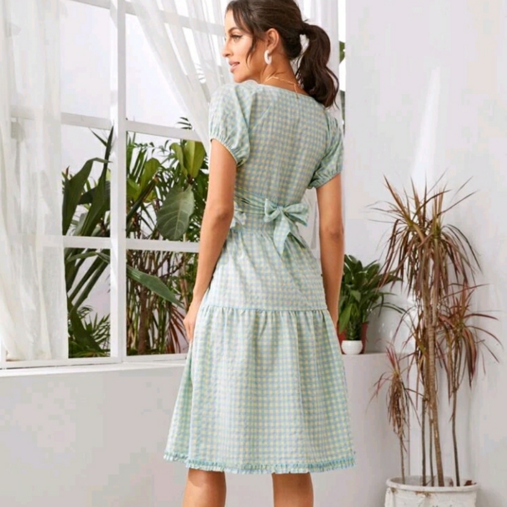 NEW Wrap Tie Back Plaid Dress - Picture 2 of 8